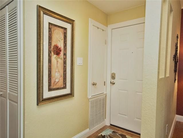 1st image of 8200 Neely Dr APT 109