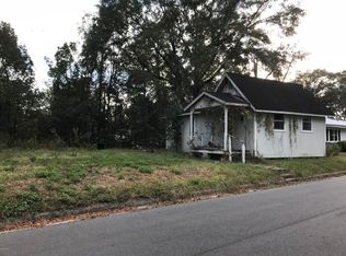 4217 Hickory Ln, Marianna, FL 32448
