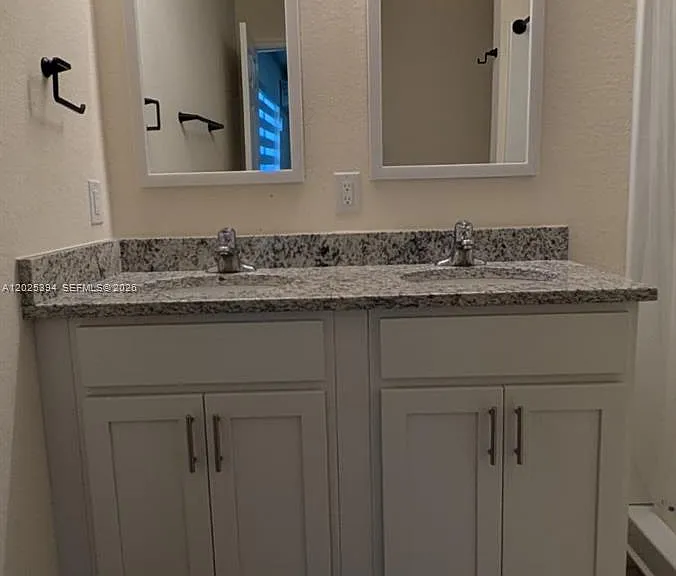 9001 Penny Cir — Photo 17