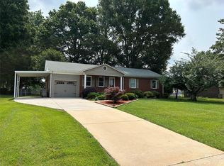 614 Lake Dr, Rockwell, NC 28138