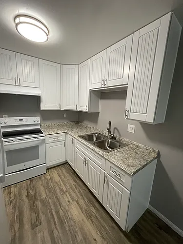 1488 Reed Ave #8 Photo 1
