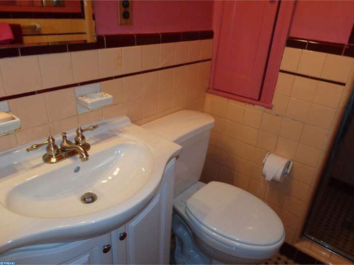 1st image of 1515 W Chelten Ave