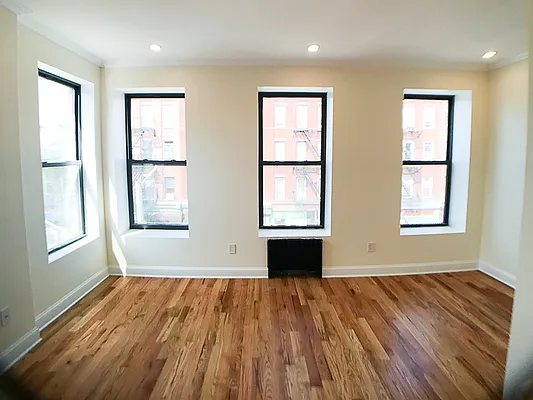 Rented by Francine Realty | media 14
