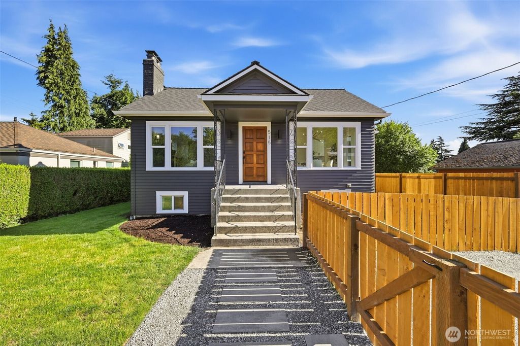 515 N 122nd Street, Seattle, WA - View 3