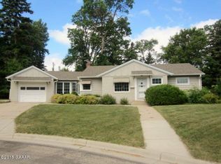 7 Circle Pnes, Morris, MN 56267