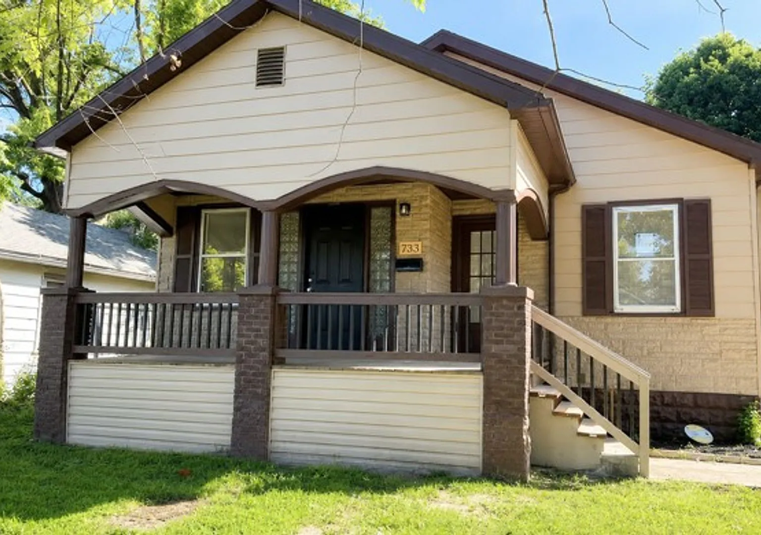 For Lease — Photo 1