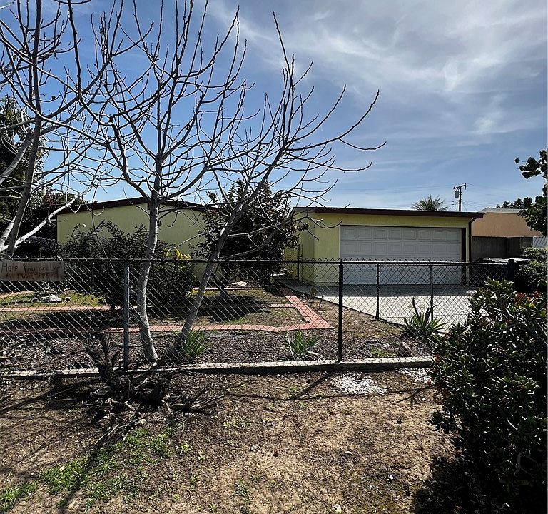 1st image of 636 N Nantes Ave