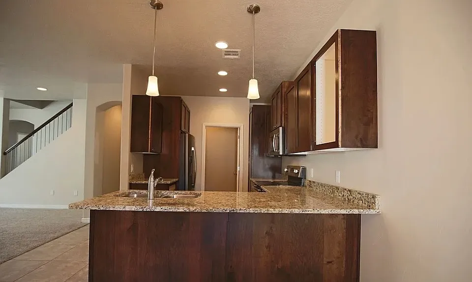 Snowfield Estates 1456 - 1 — Photo 3
