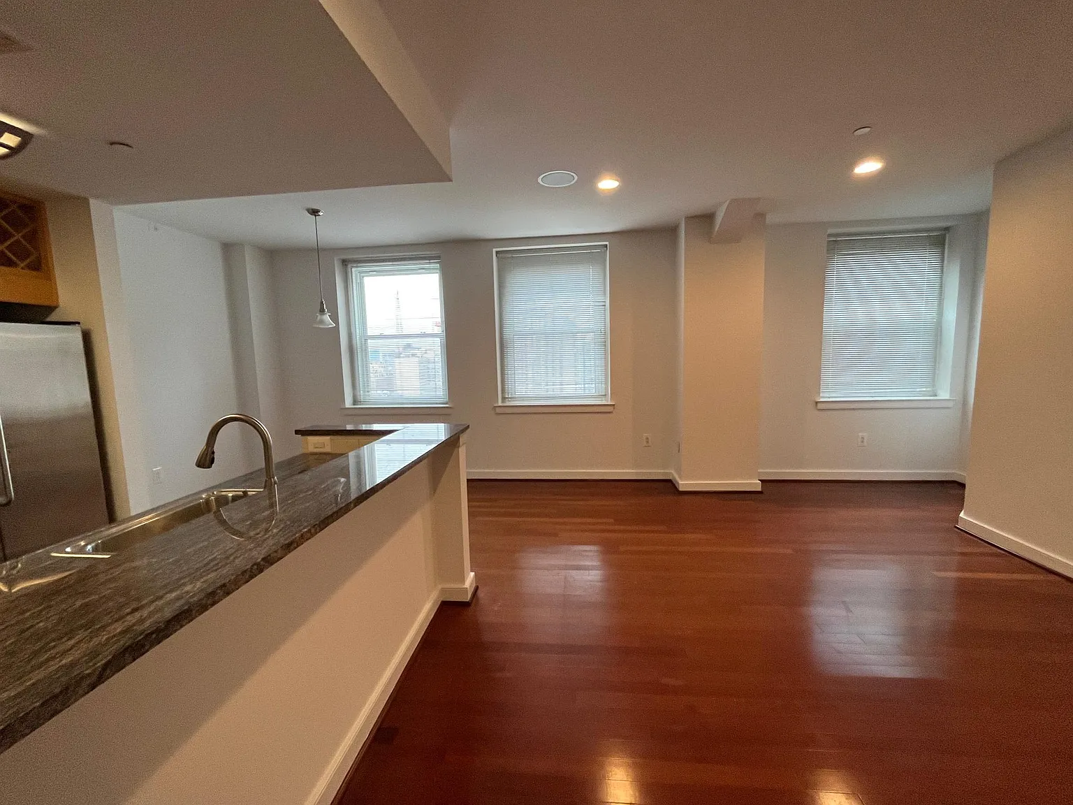 1 bed, 790 sqft, $2,195 — Photo 2
