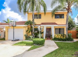 7237 SW 112th Place Cir, Miami, FL 33173
