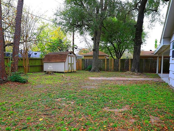 5th image of 7031 Mobud Dr