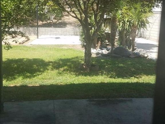 3rd image of 14884 Carmel St