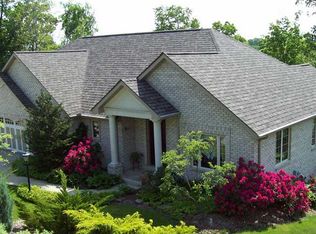 2030 Timbercrest Dr, Greensburg, PA