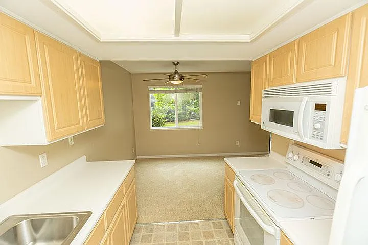 9370 SW 146th Ter #N4 — Photo 11