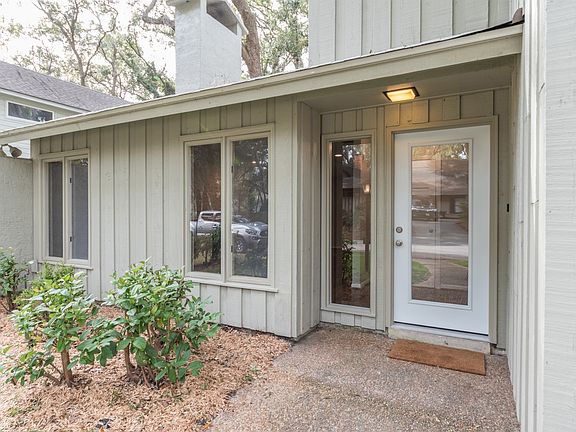 4th image of 27 Oak Ct