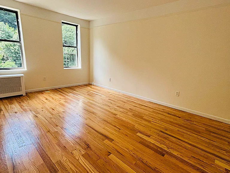 209 Bennett Ave #6D — Photo 13