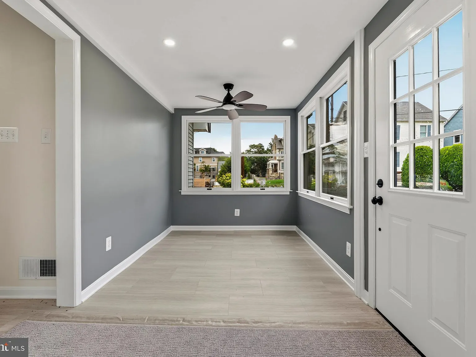 4 bed, 1864 sqft, $4,000 — Photo 3