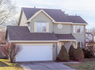 4982 Wistful Vista Dr, West Des Moines, IA 50265