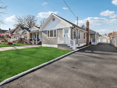 29 Grant Avenue, East Rockaway, NY, 11518