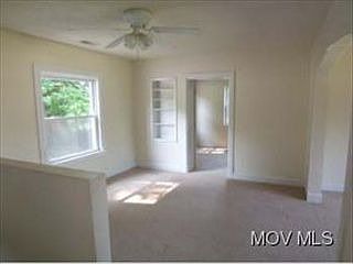 3rd image of 803 Jackson Ave