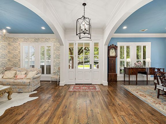5th image of 13110 Tosca Ln
