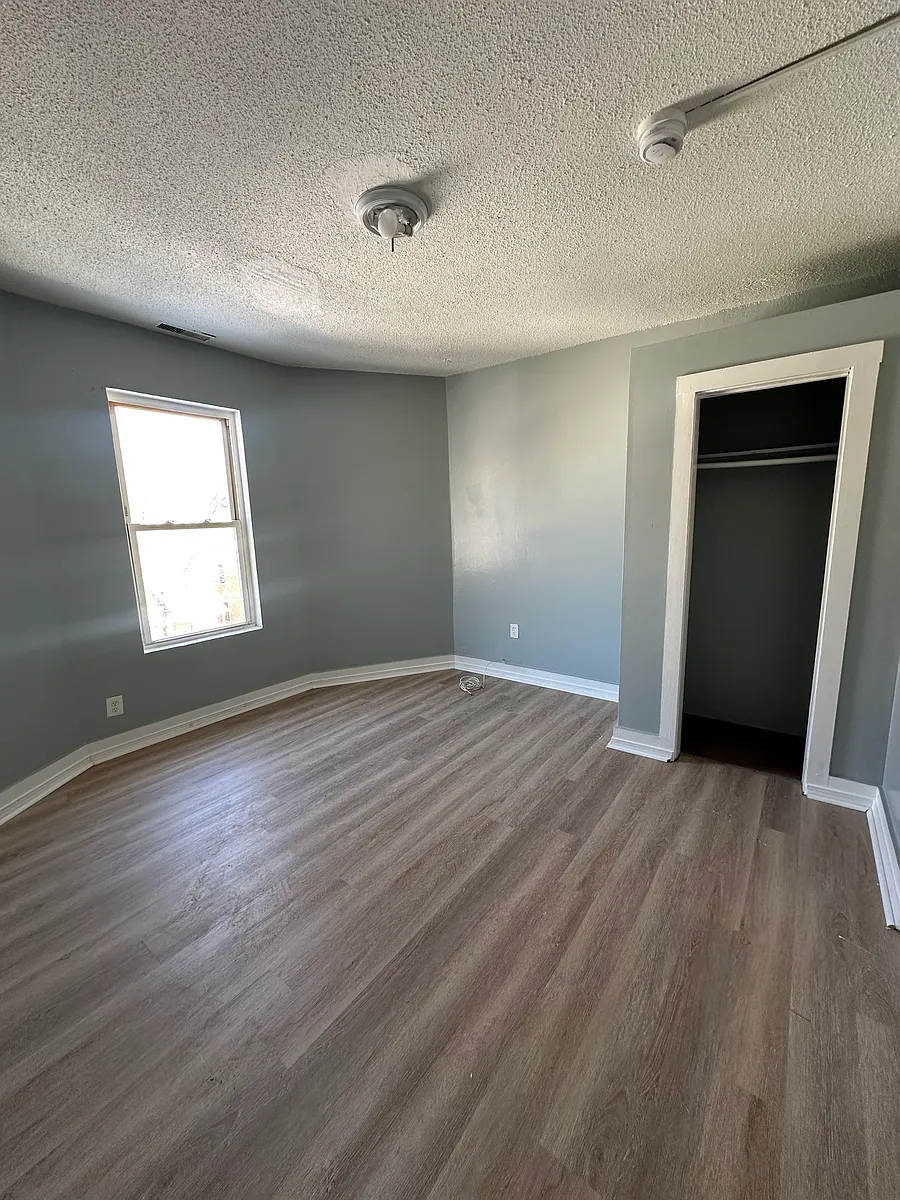 Building Photo - 40 Lilac St #C
