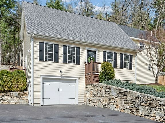 3rd image of 171 Whitins Rd