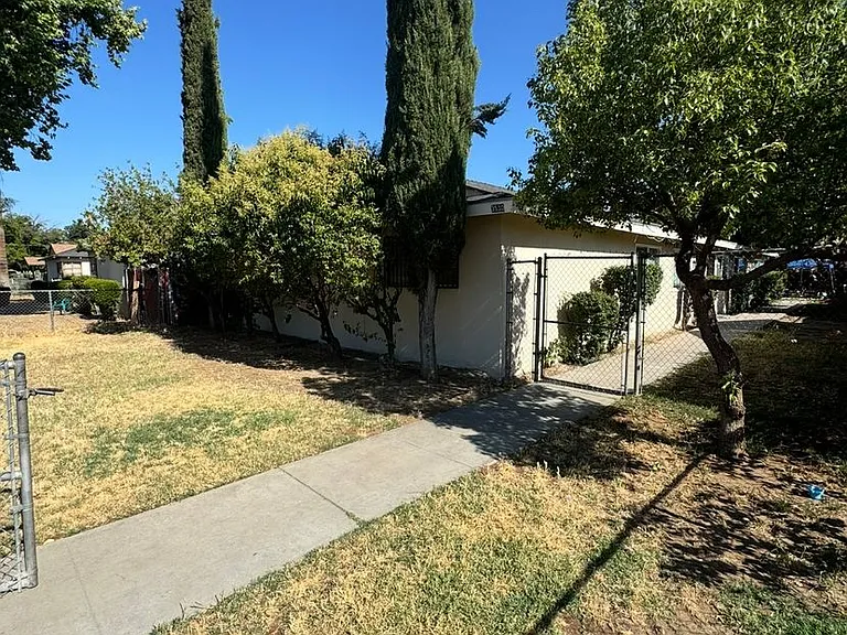 3530 E Iowa Ave — Photo 3