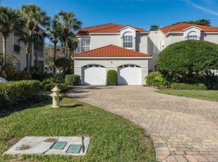 1575 Clermont Dr #N-201, Naples, FL 34109