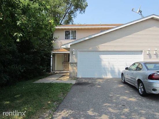 7734 Townhome ext