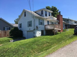 1460 Leeway St, Morgantown, WV 26505