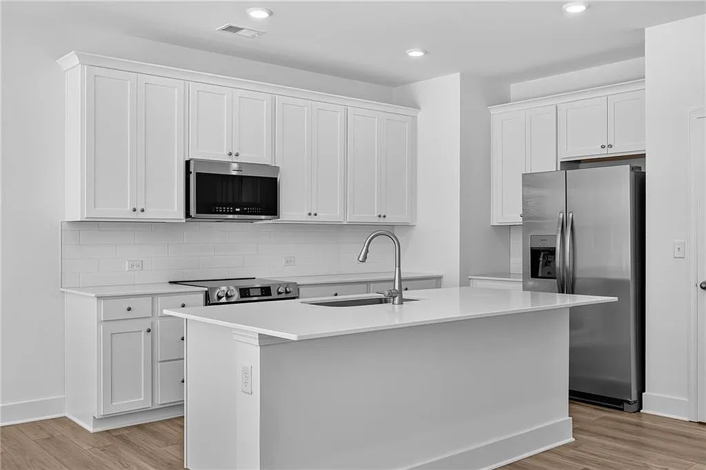 3 bed, 2.5 bath, 1825 sqft, $2,475 — Photo 4
