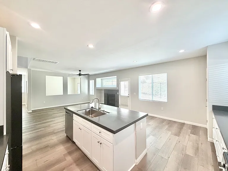 24850 Sunset Vista Ave — Photo 10