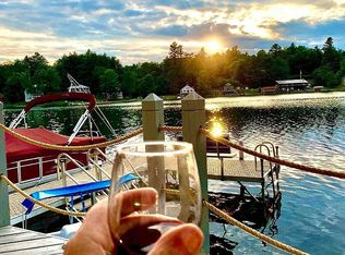 493 Peninsula Dr, Eden Mills, VT 05653