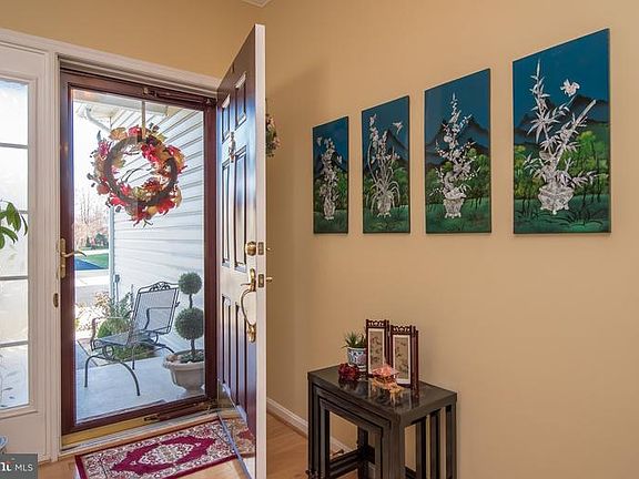4th image of 17380 Four Seasons Dr