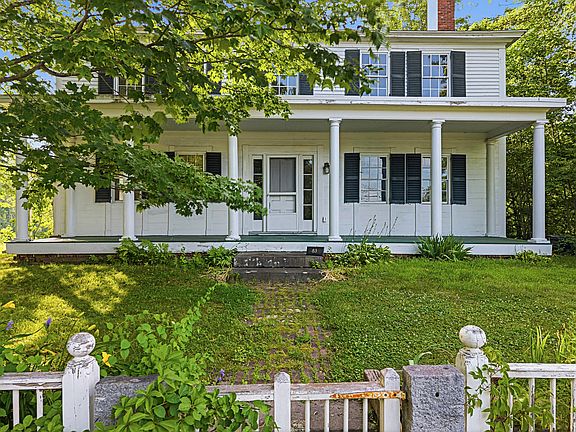 3rd image of 83 Bath Road