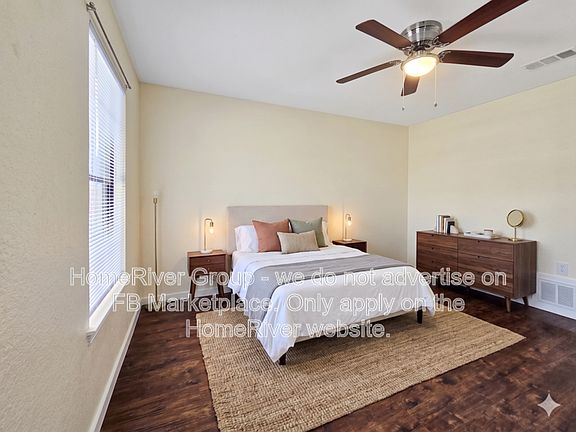 3rd image of 7401 Kingswood Cir