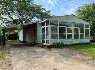 5405 Branch Rd, Flint, MI 48506