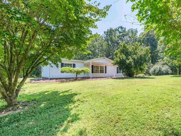 185 Marlin Blvd, Mount Airy, NC 27030