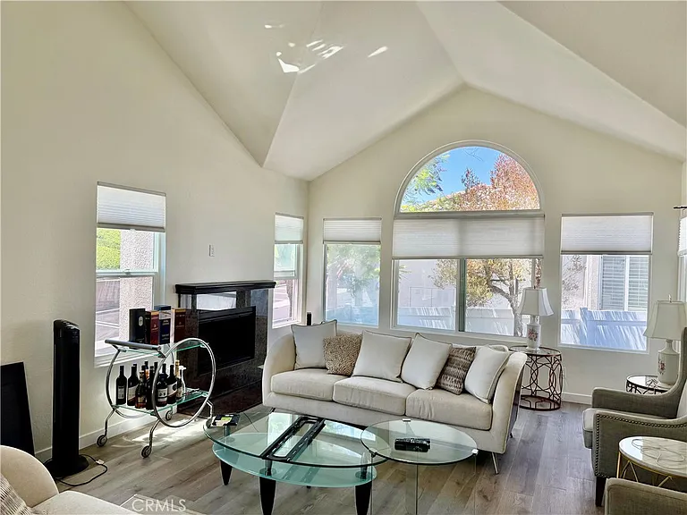 23221 Asti Way — Photo 4