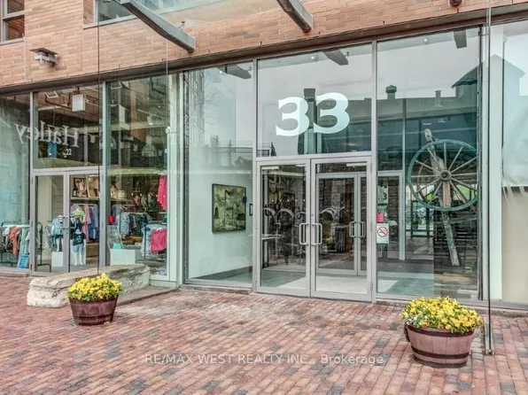 33 Mill St, Toronto, ON