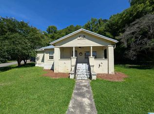 3021 9th Ave N, Pell City, AL 35125