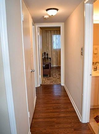 5th image of 18619 Collins St APT F8