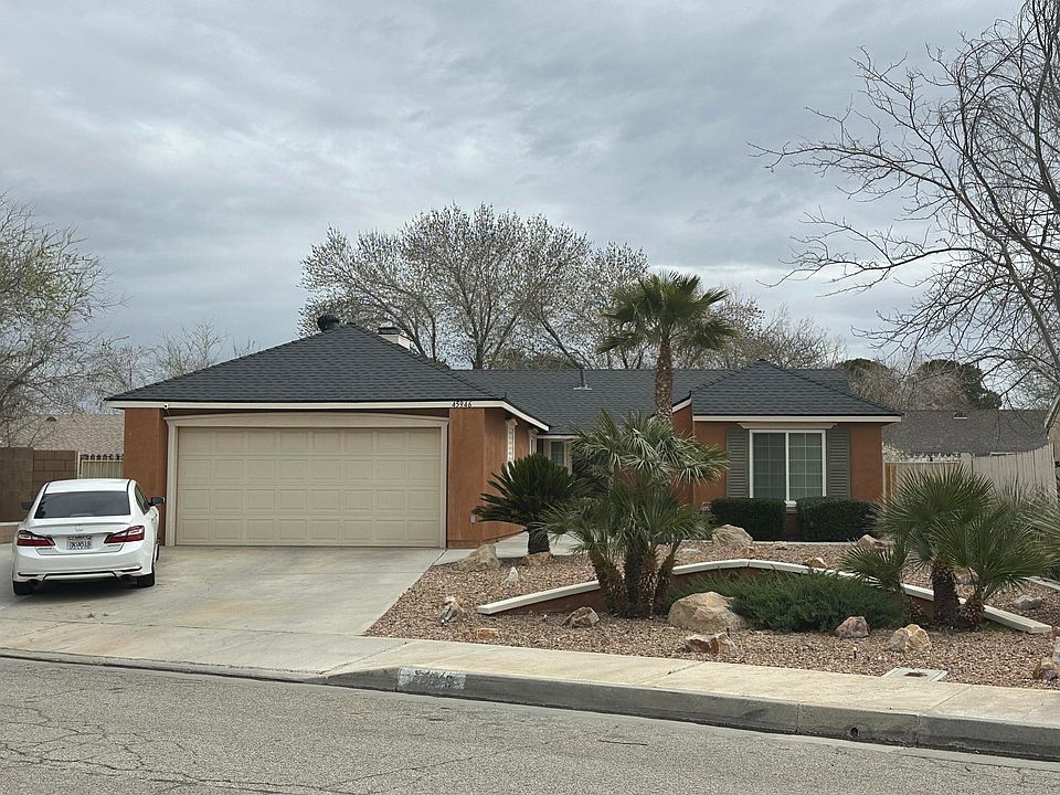 1st image of 45946 Desert Springs Dr
