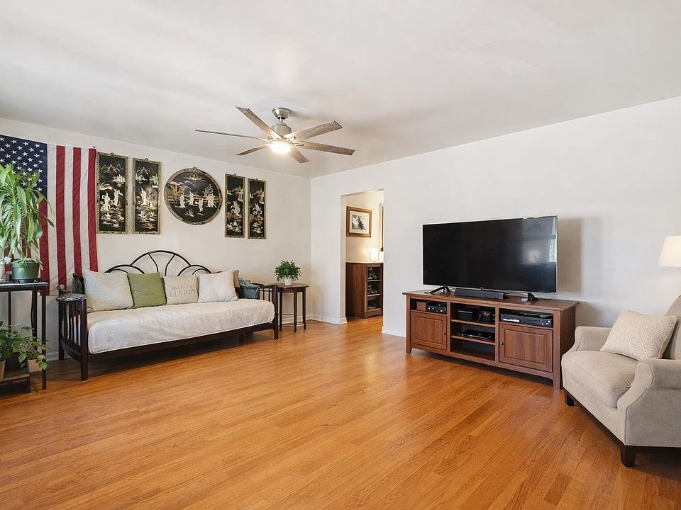 1st image of 236 Garfield Ave