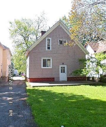 2nd image of 250 Tremont St