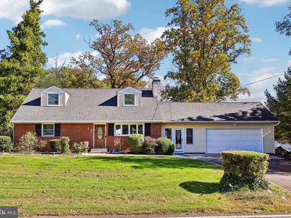 757 Hulmeville Rd, Langhorne, PA 19047