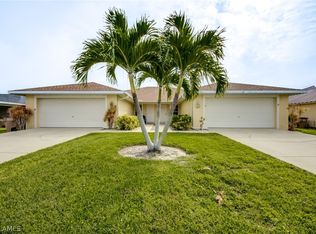 1029/1031 SE 11th Ter, Cape Coral, FL 33990