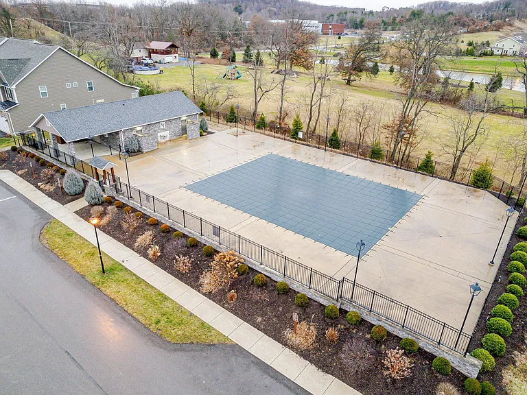 3053 Mahican Cir — Photo 32