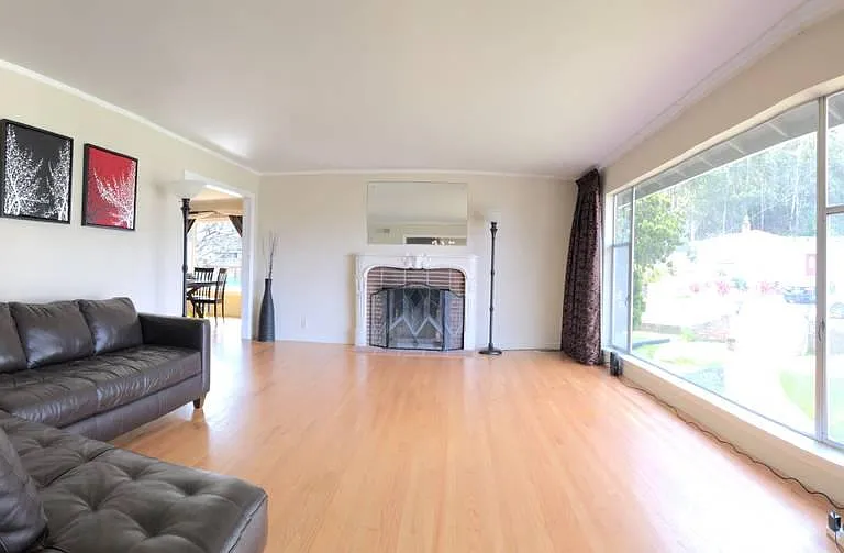 317 Malcolm Ave — Photo 2